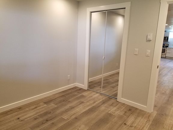 3rd image of 11650 SE 50th Pl