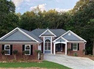 6471 Ivy Springs Dr, Flowery Branch, GA 30542
