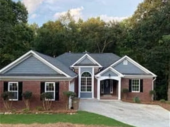 6471 Ivy Springs Dr, Flowery Branch, GA 30542