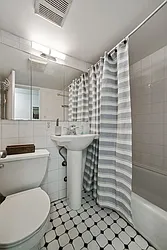 Rented by Nest Seekers International