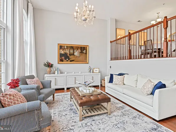 4475 Beacon Grove Cir #B-805b, Fairfax, VA 22033