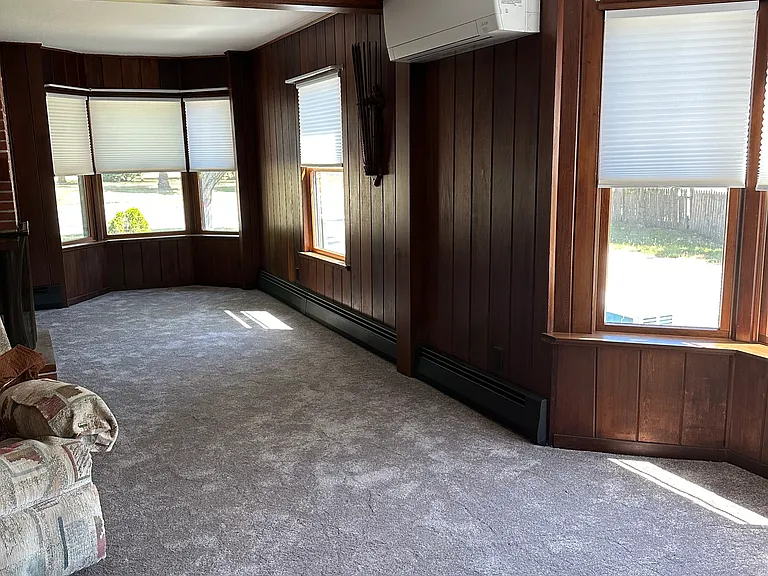 Double Parlour
Living Room and Dining area