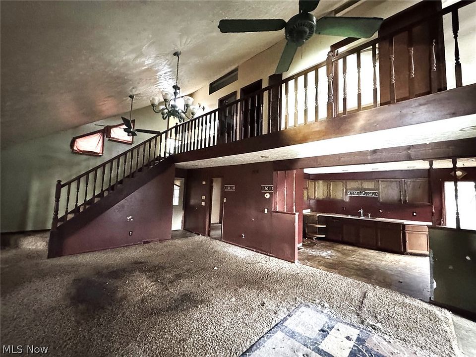 2nd image of 710 Russell St