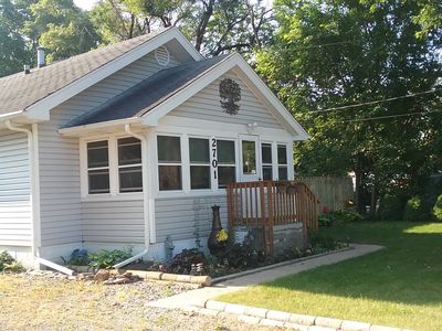 2701 E 37th St, Des Moines, IA, 50317