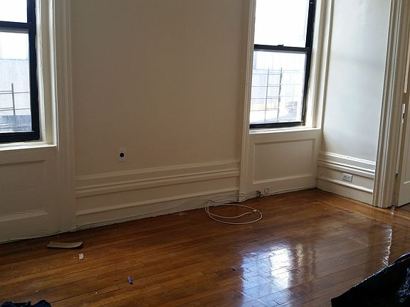 2nd image of 661 W 179th St APT 4B