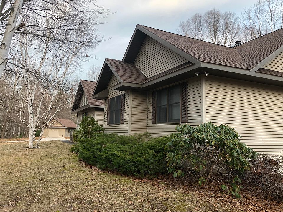 2nd image of 2459 W Fox Farm Rd