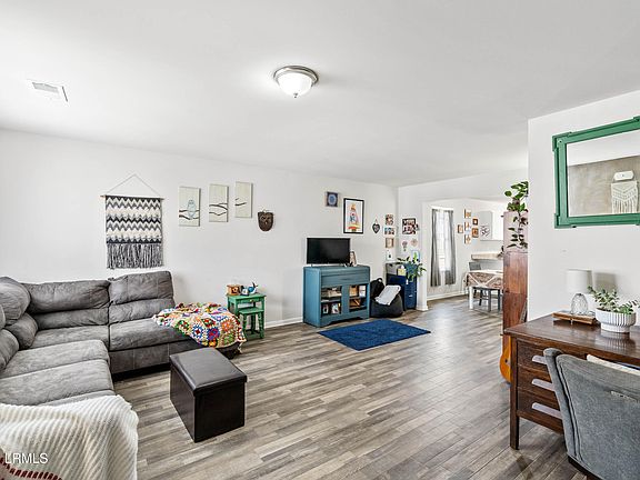 5th image of 23 Bay Breeze Lane