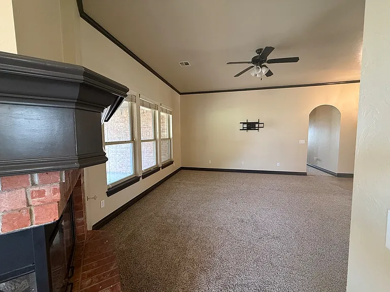 19132 Cottonwood Ct — Photo 7
