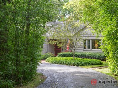 573 Oak Tree Ln, Northfield, IL, 60093