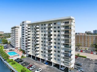 401 Golden Isles Dr APT 705, Hallandale, FL 33009