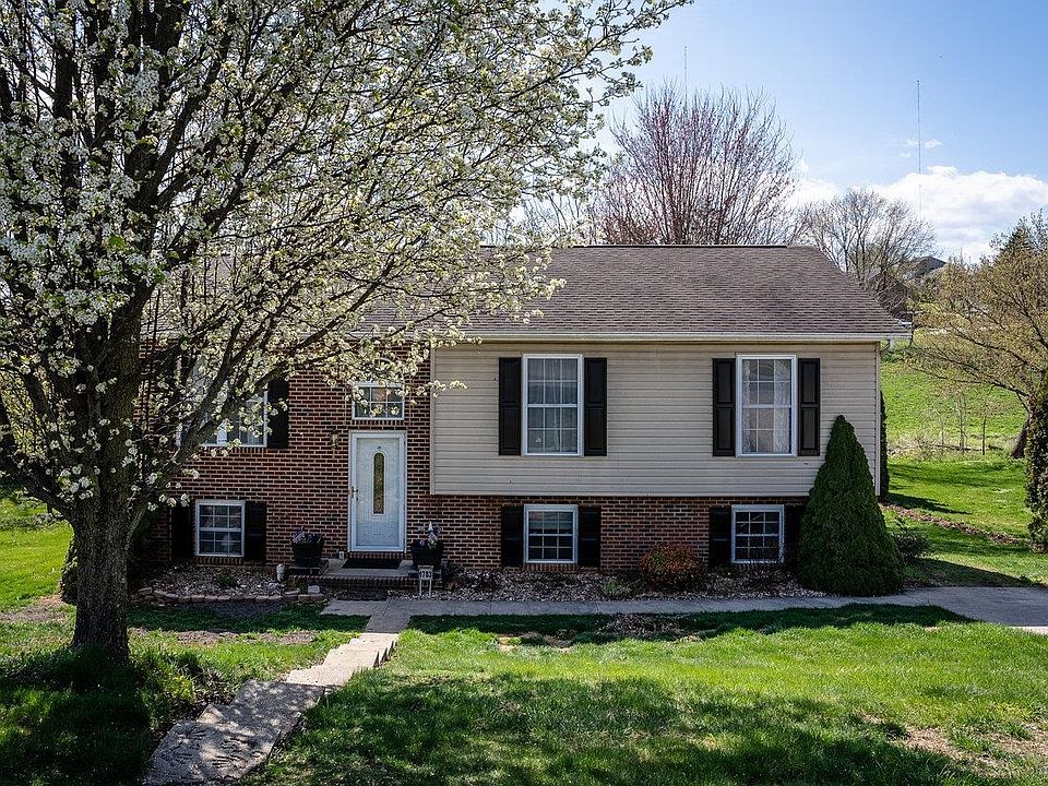 1st image of 1783 Park Lawn Dr