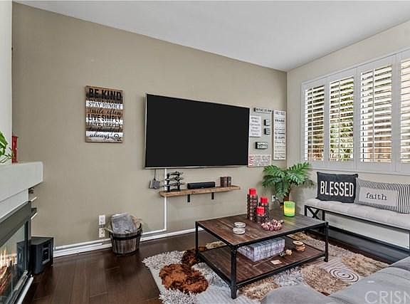 3rd image of 27889 Skycrest Cir #32