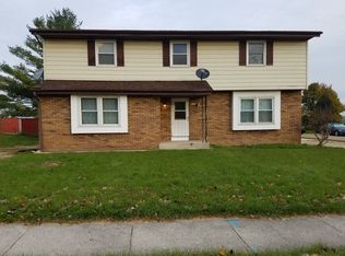 2102 - 2104 Green Tree Rd, WEST BEND, WI 53090