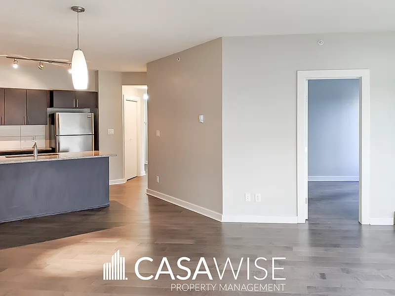 2 bed, 2.0 bath, 927 sqft, $1,900 — Photo 4