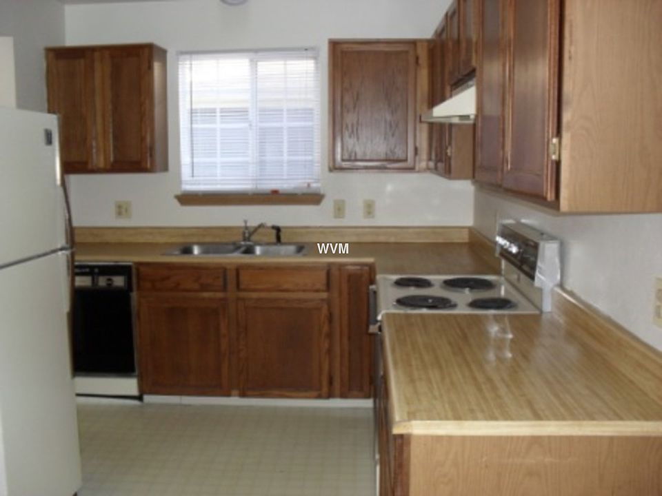 2nd image of 19026 E 16th Pl