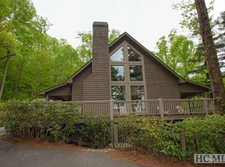 358 Pine Forest Rd, Sapphire, NC 28774