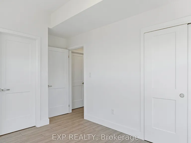 7277 Wilson Cres #306 — Photo 11