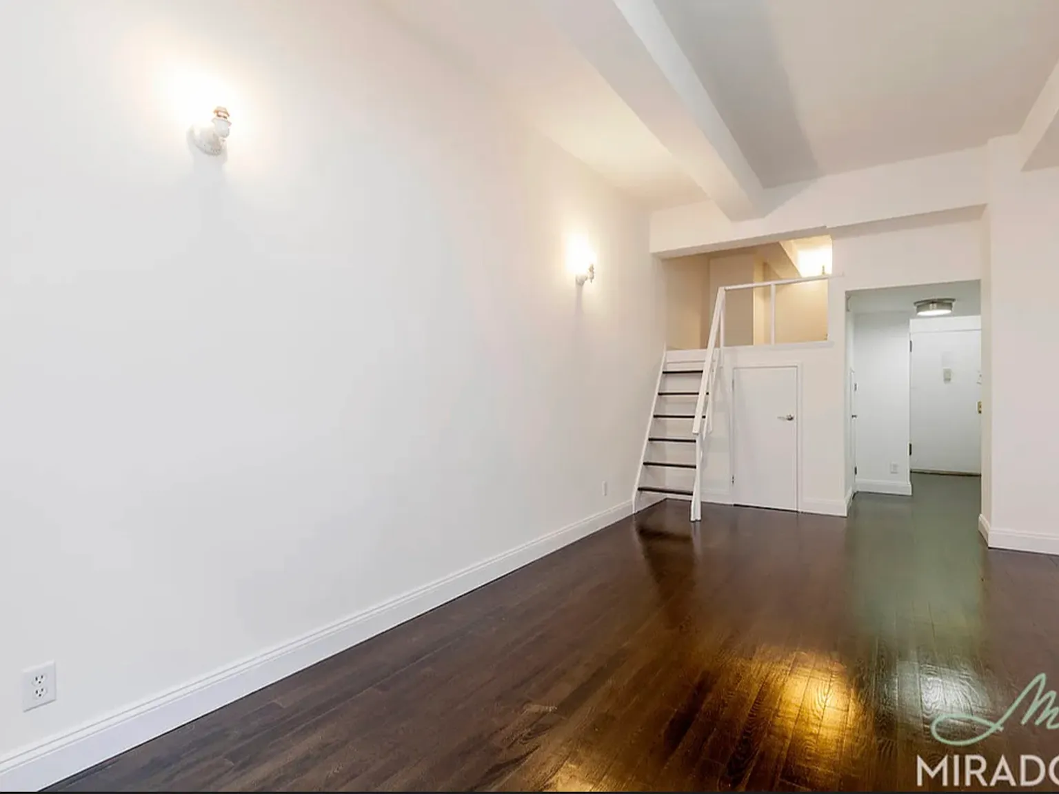 43 West 16th Street — Photo 2