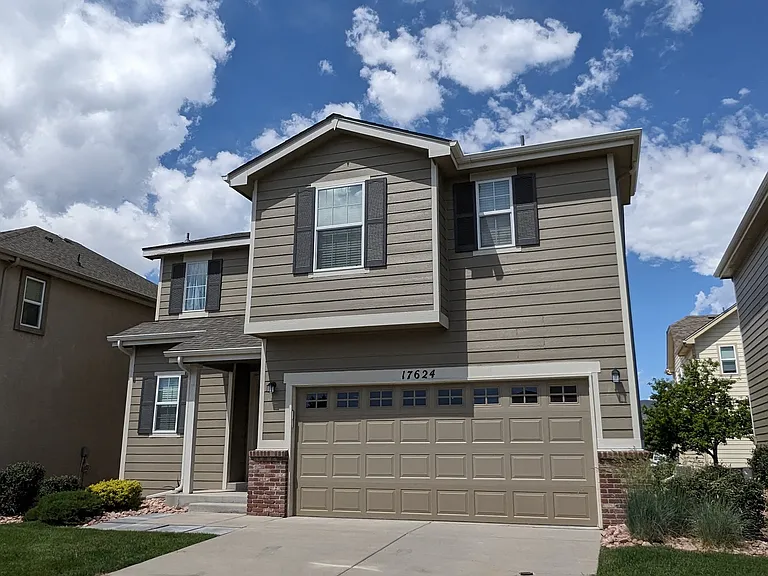 17624 Quarry Way — Photo 1