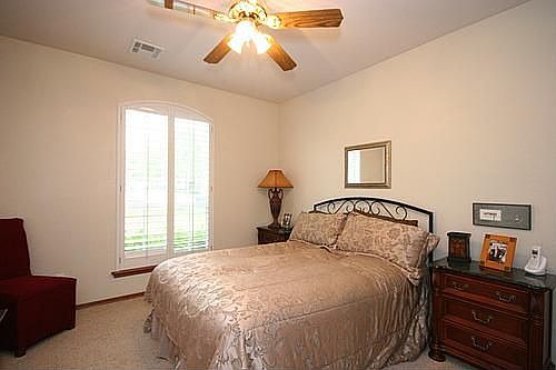bedroom3