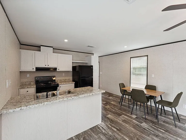 610 S Heather Way #54 — Photo 4