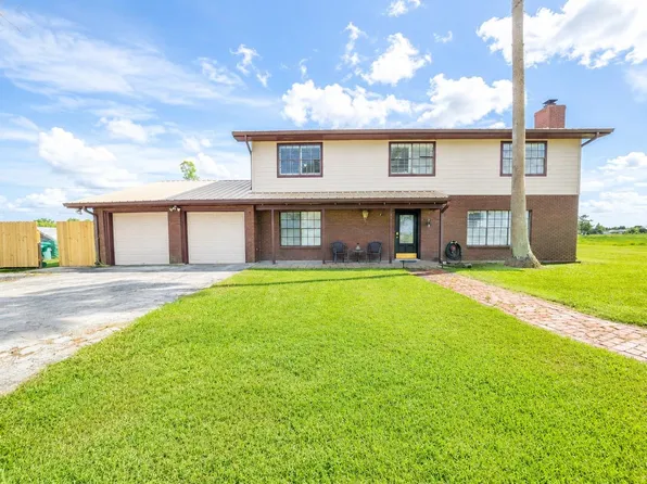 68 Magnolia St, Raceland, LA 70394