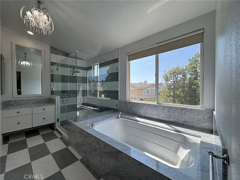 2856 Eider St — Photo 40
