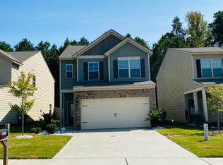4492 Ravenwood Dr, Union City, GA 30291