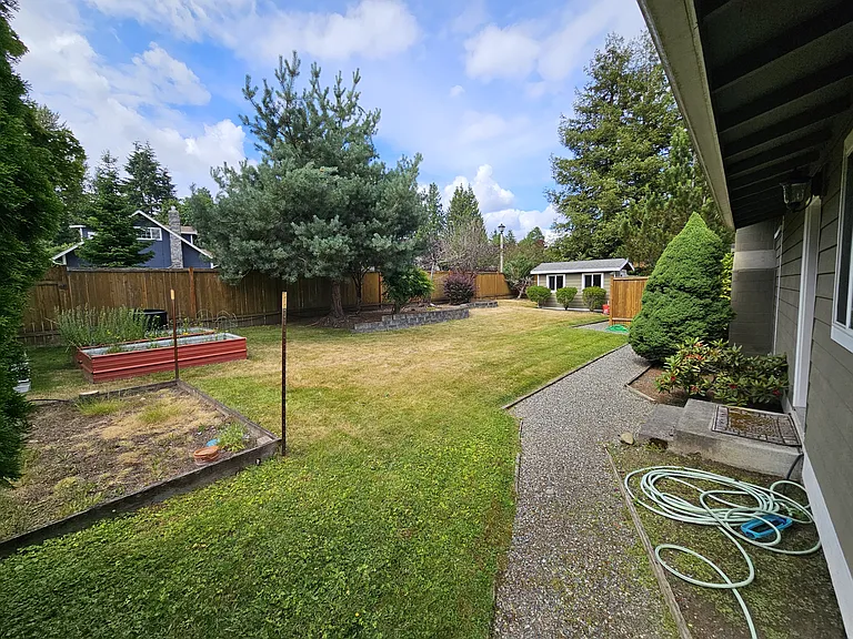 15327 111th Ave NE — Photo 26