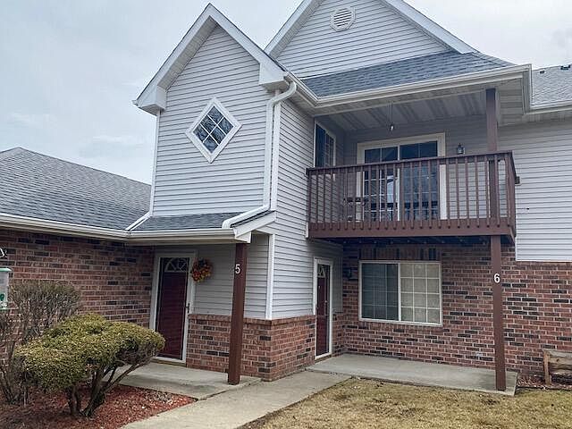 1st image of 200 W Aspen Ct Unit 5