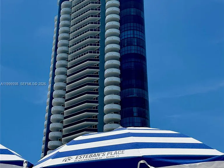 6301 Collins Ave #1207 — Photo 31