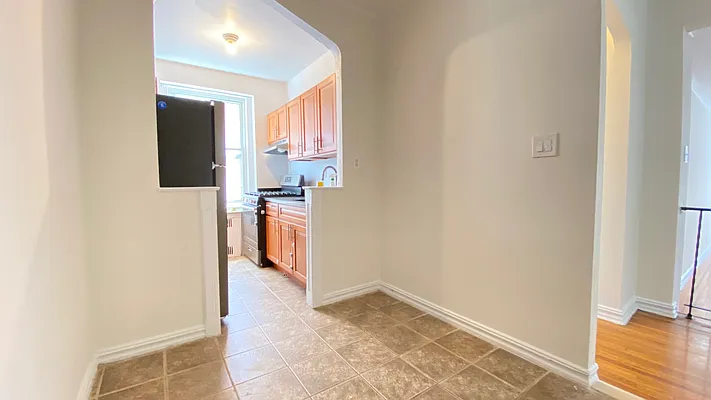 Rented by Contact Realty | media 28