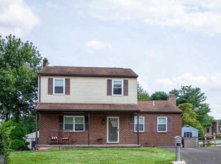 138 S Phoenix Dr, Phoenixville, PA 19460