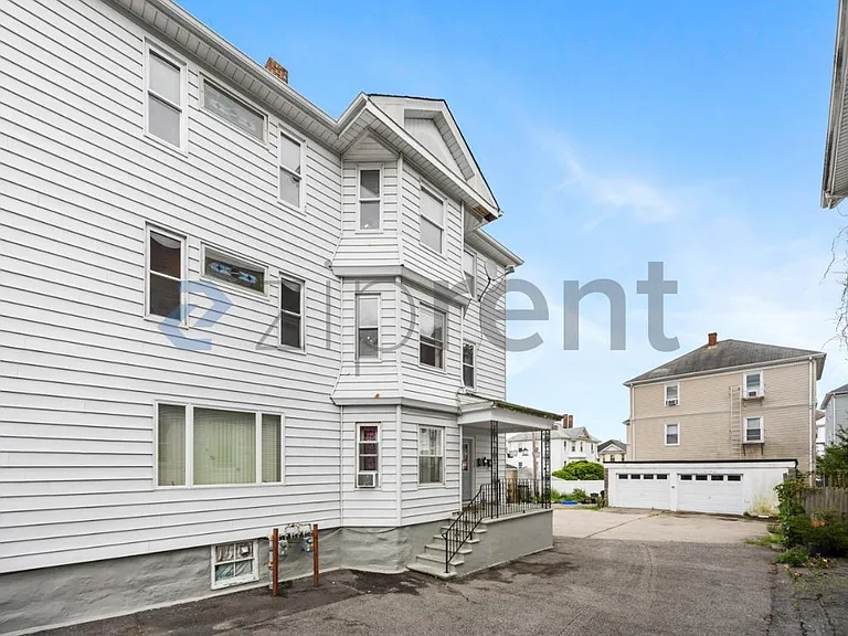 544 Plymouth Ave #3 — Photo 2