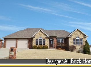 7010 Spring Park Dr, Jefferson City, MO 65109