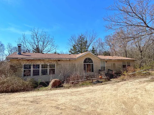 1247 N 900th Rd, Lawrence, KS 66047