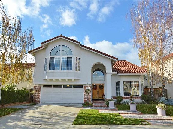 3rd image of 7683 Pineville Cir