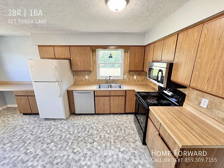 Building Photo - 121 Fonda Ln