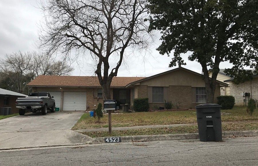 1st image of 4523 Temple Hl