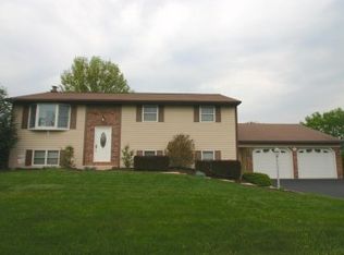 127 Radio Rd, Elizabethtown, PA 17022