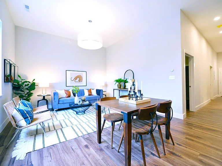 415 Debaliviere Ave — Photo 20