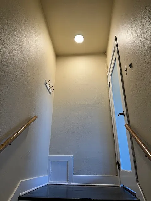 Staircase to unit