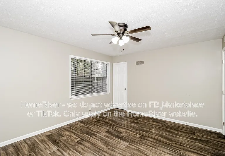 191 Aaron Ct — Photo 8