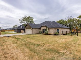 29 Sawyer Ln, Durant, OK 74701