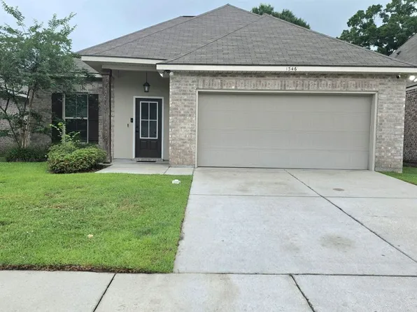 1346 Hickory Creek Dr, Baton Rouge, LA 70816