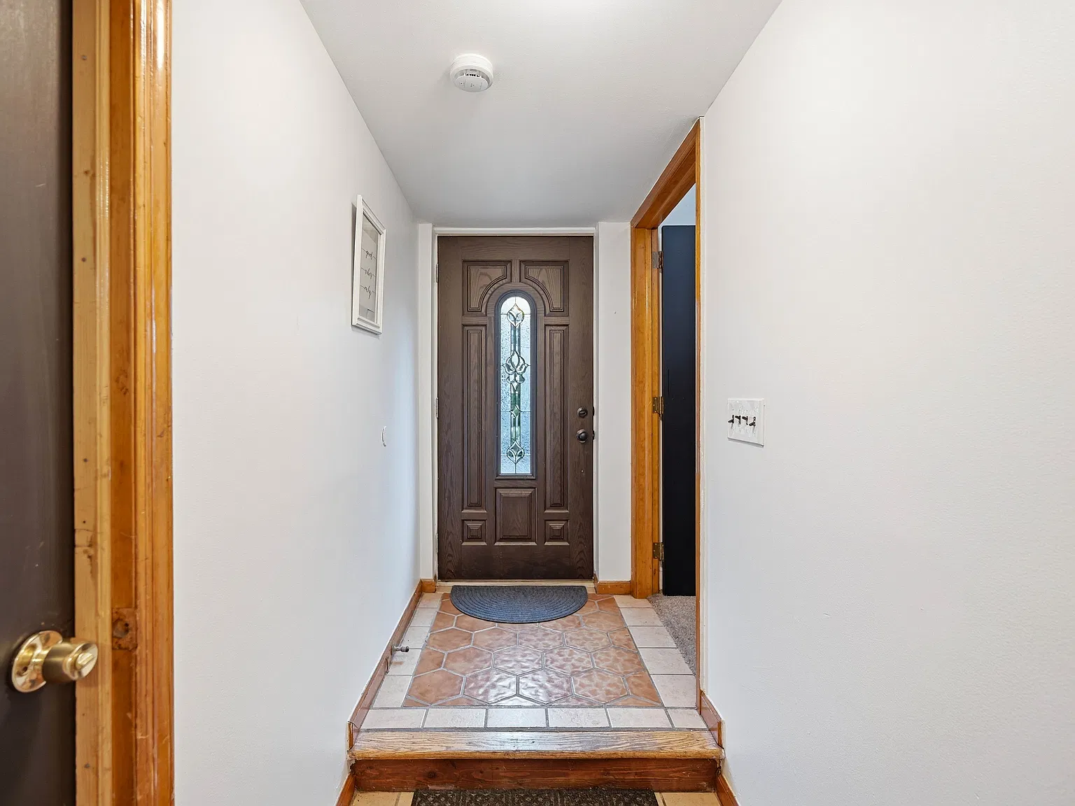 3 bed, 1100 sqft, $3,100 — Photo 3