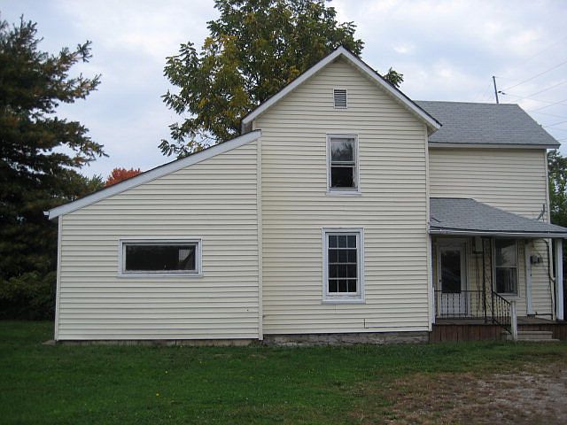 1st image of 271 N Greenwood St