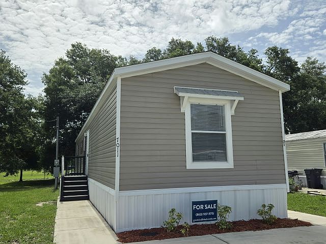 1st image of 7011 Greenbrier Village Dr #75