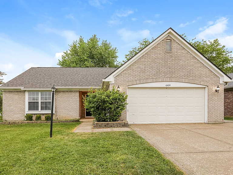 6404 Amarillo Way — Photo 1