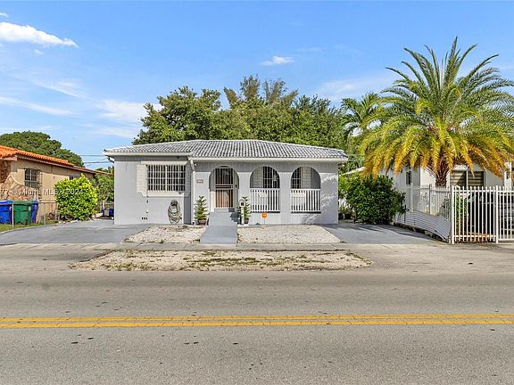 5th image of 622 Tamiami Blvd